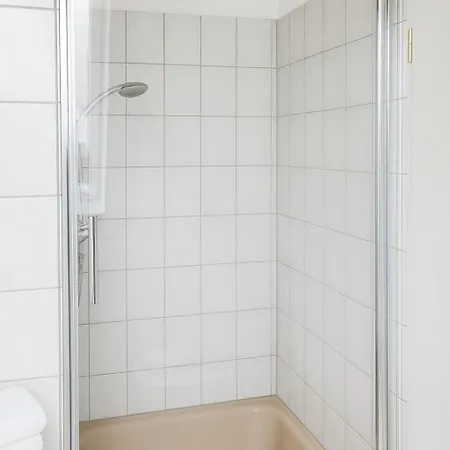 Self-check-in In Mit Parkplatz Nahe Messe, Frankfurt Und Flughafen 公寓 巴特菲柏